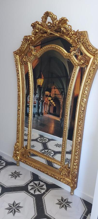 Juwel Apartments Krakow Z Widokiem Na Wawel Ap 29A Bagian luar foto
