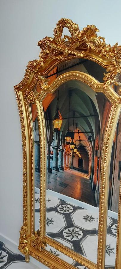 Juwel Apartments Krakow Z Widokiem Na Wawel Ap 29A Bagian luar foto